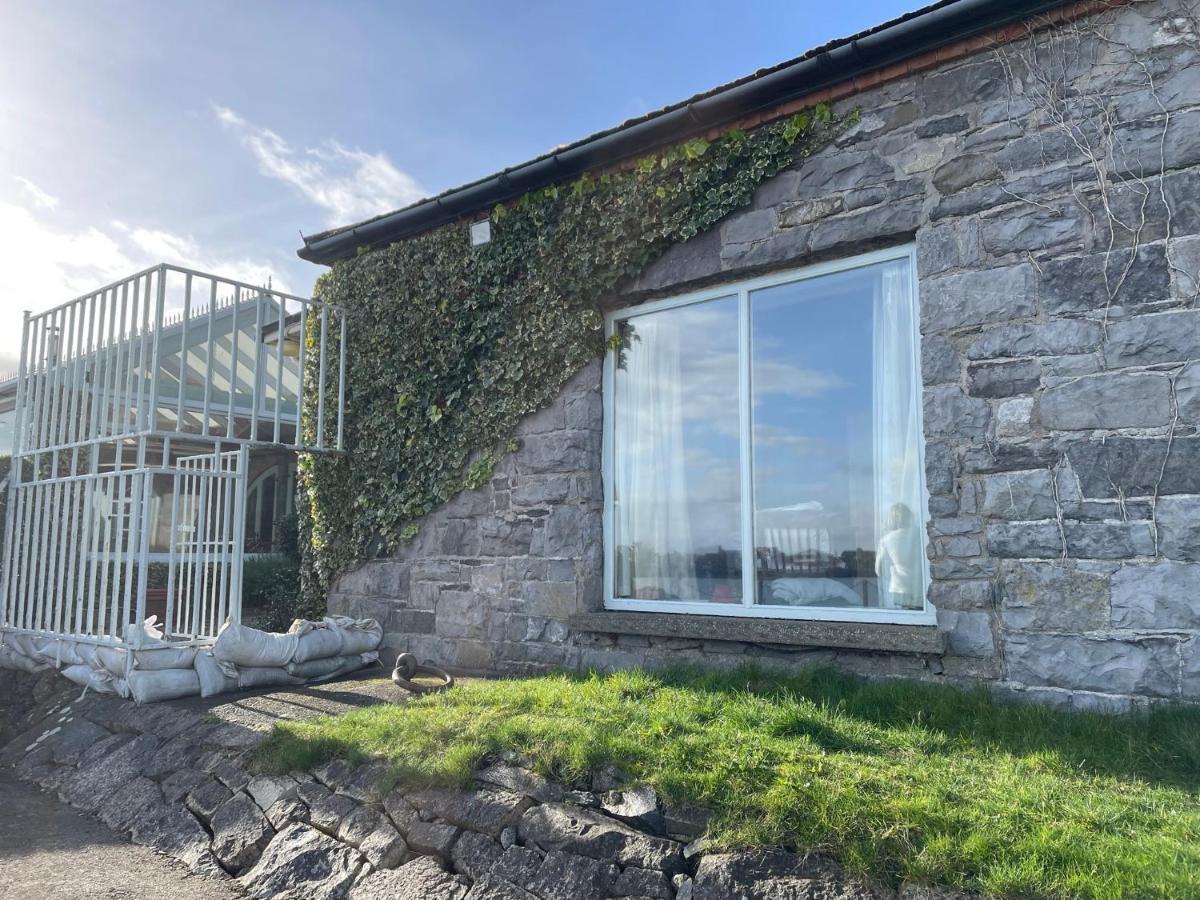 Wood Quay - A Truly Unique, Seafront Experience! Villa Carlingford Eksteriør bilde